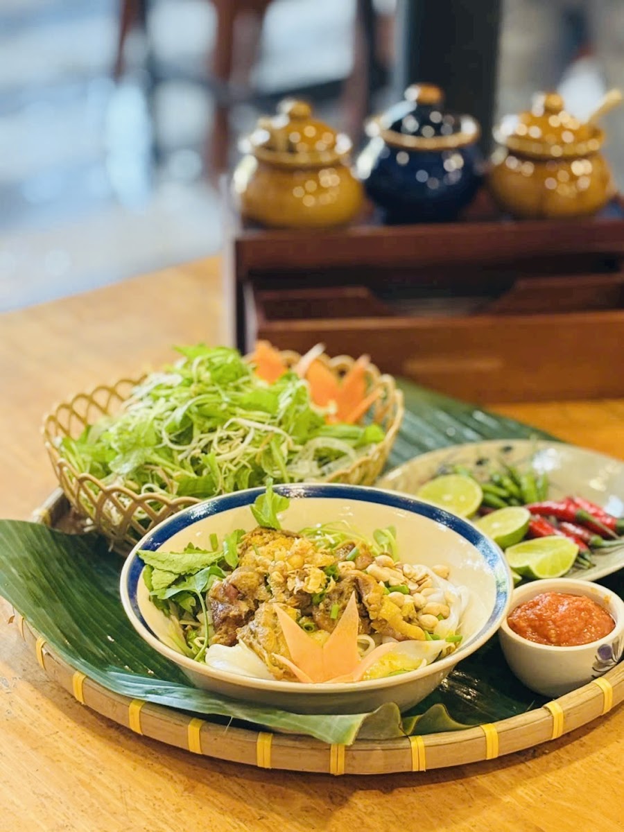Mỳ Quảng Đà Nẵng 43 - La Tháp Quán photo 2 in Thao Dien