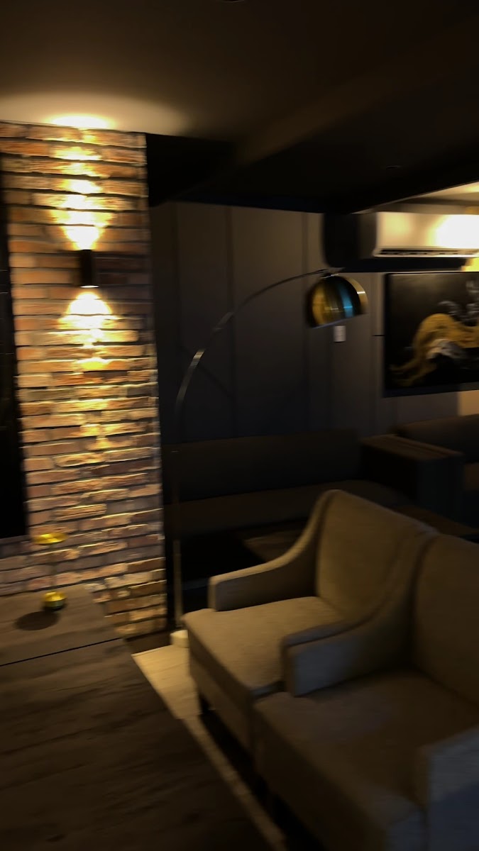 Natasha Noir Lounge in Thao Dien