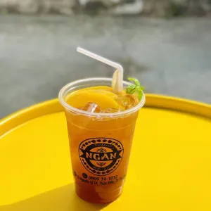 Peach tea at Ngân Coffee in Saigon