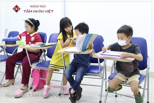 Ngoại ngữ Tầm Nhìn Việt - Language School in Thao Dien