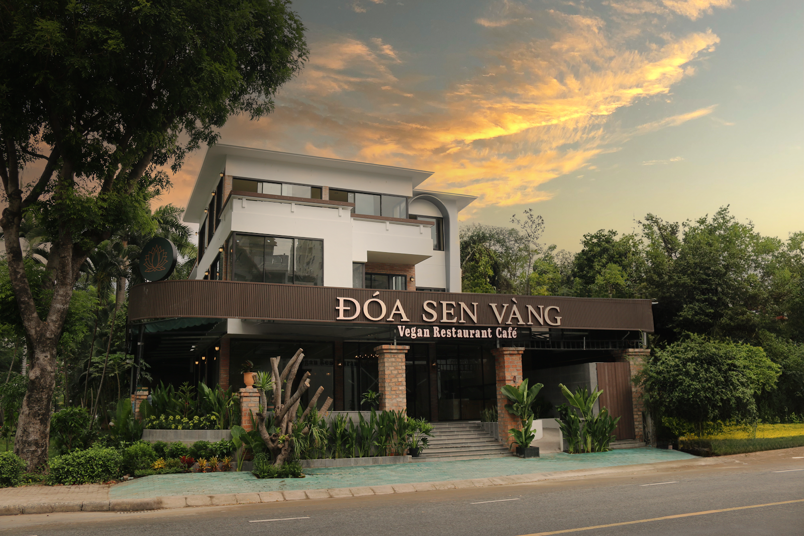 Nhà Hàng Chay Đóa Sen Vàng - Vegetarian Restaurant in Thao Dien