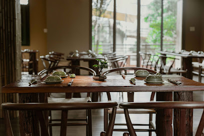 Nhà hàng chay Du Yên Vegetarian - Thảo Điền Quận 2 - Vietnamese in Thao Dien