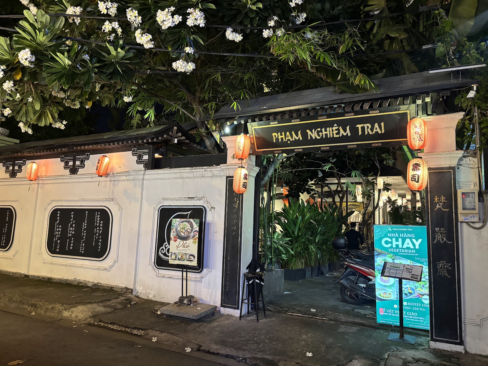 Nhà hàng chay Phạm Nghiêm Trai - Bongensai Vegetarian photo 6 in Thao Dien