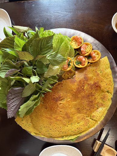 Nhà hàng Hoàng Tâm - Phan Xích Long - Vietnamese Restaurant in Thao Dien