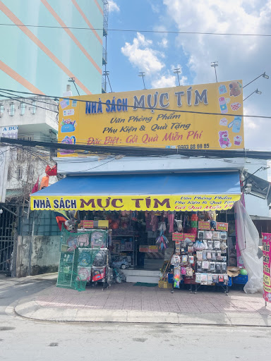 Nhà sách Mực Tím photo 4 in Thao Dien