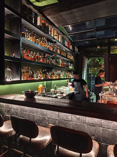 Nọt Cocktail bar in Ha Noi - exterior