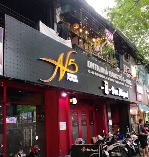 OAKSIP Whisky & Cocktails Bar photo 4 in Thao Dien