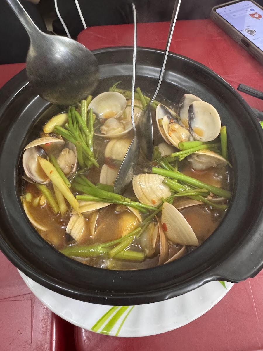 Ốc Bình quận7 - Bistro in Thao Dien