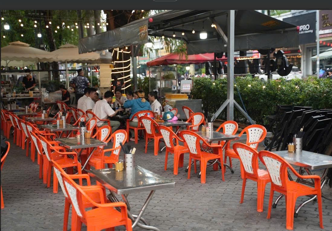 OC TU NHIEN 2 - Seafood Restaurant in Thao Dien