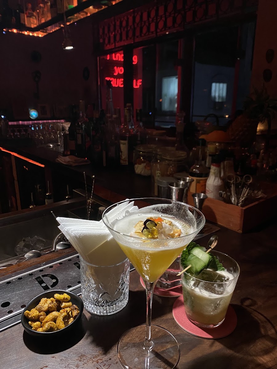 Off-dry Cocktail & Wine Bar photo 4 in Thao Dien
