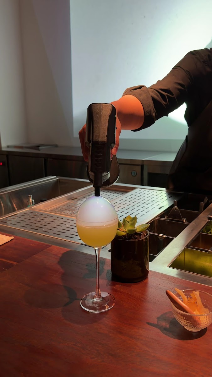 Ômm Mixology Saigon - Cocktail Bar in Thao Dien
