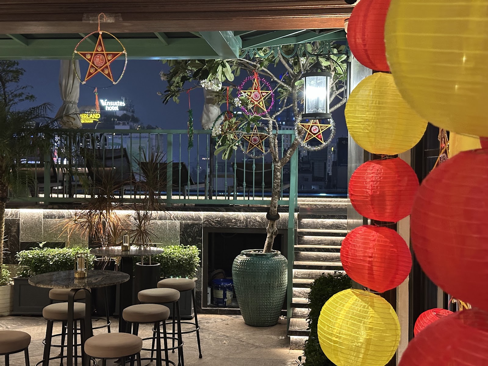 Ozone Sky Lounge & Restaurant Saigon photo 6 in Thao Dien