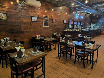 Parkhaus Thao Dien photo 3 in Thao Dien