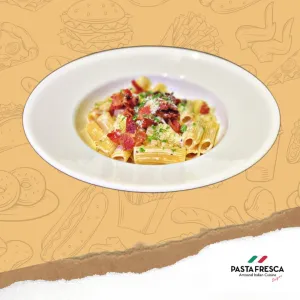Rigatoni with Creamy Carbonara Sauce