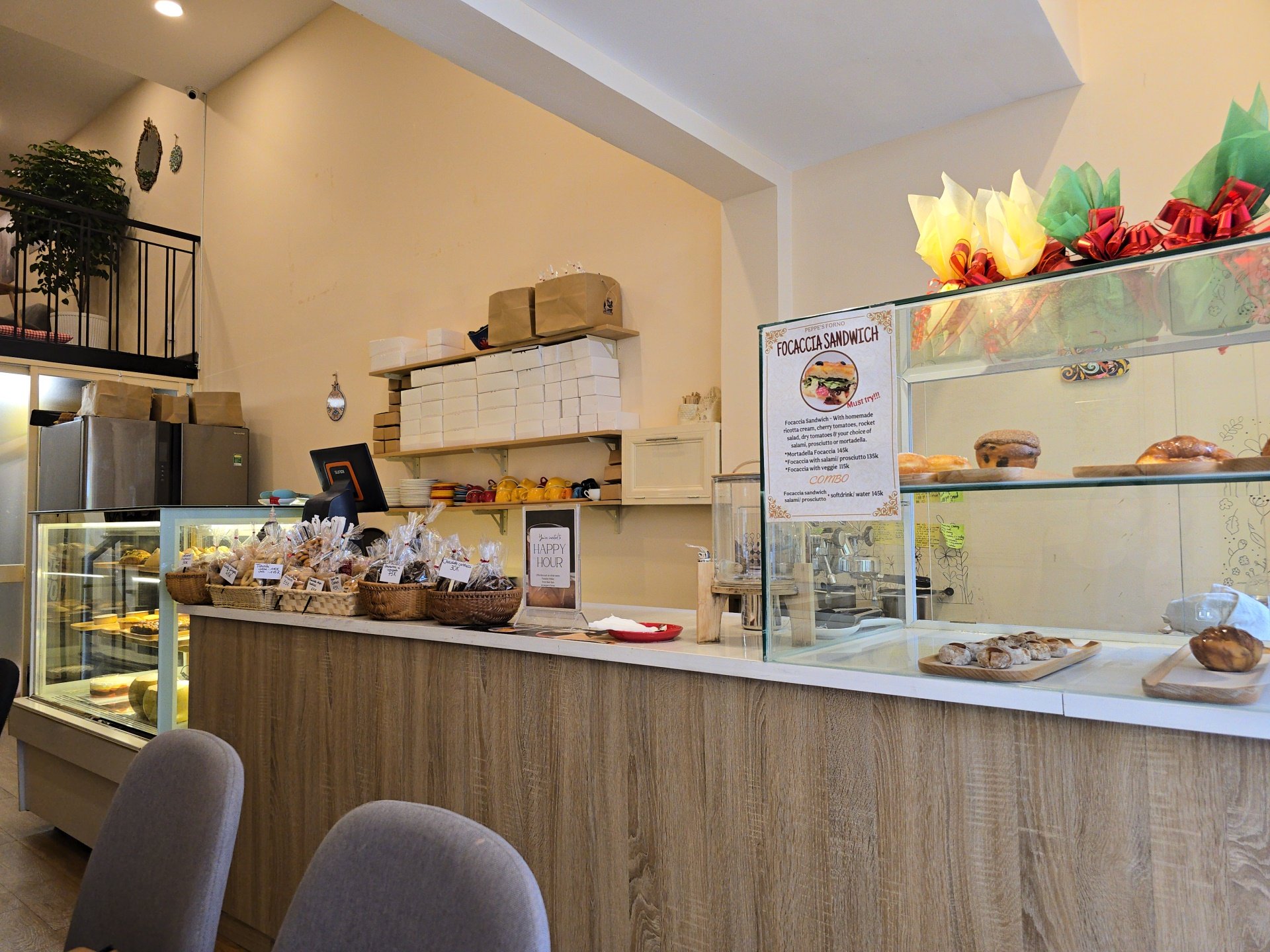 Peppe's Forno - Bakeries & Desserts in Thao Dien