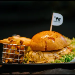 (M) Phatcat Burger