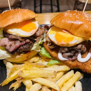 Bacon Egg Burger/ Burger Bacon Trứng at Phatcat Kitchen