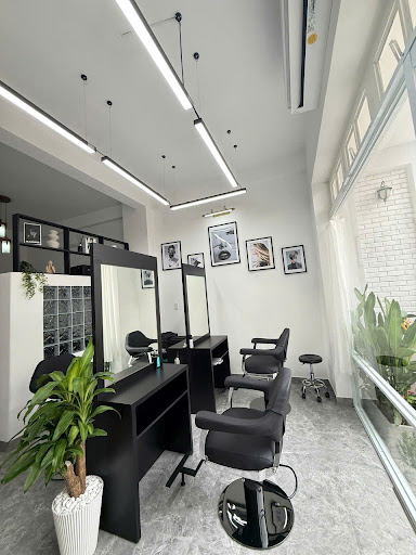 PIM HAIR FUSION - Hair Salons in Thao Dien