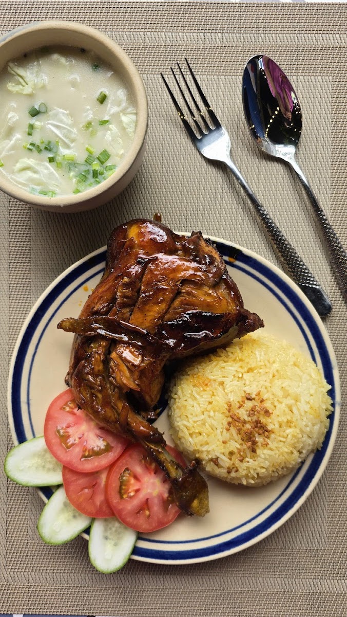 PINOYQ SAIGON Filipino restaurant in Ho Chi Minh City - exterior