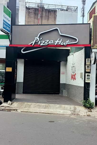 Pizza Hut - Xuan Thuy in Thao Dien