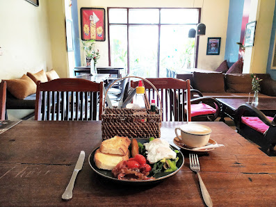 Puku Cafe & Bar photo 6 in Thao Dien