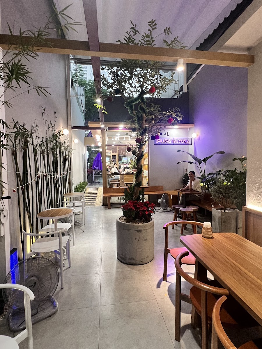 Pure Bowls - Healthy food smoothies, Juices & coffee photo 4 in Thao Dien