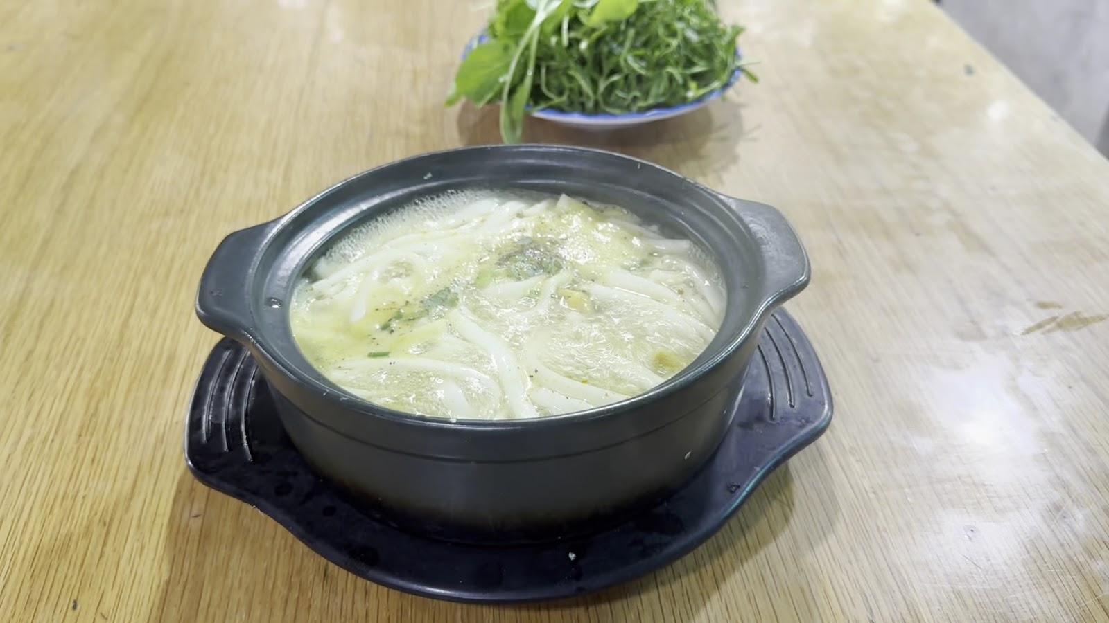 Quán Bánh Canh Cá Lóc Nồi Đất "Vĩ Tuyến 17" photo 5 in Thao Dien