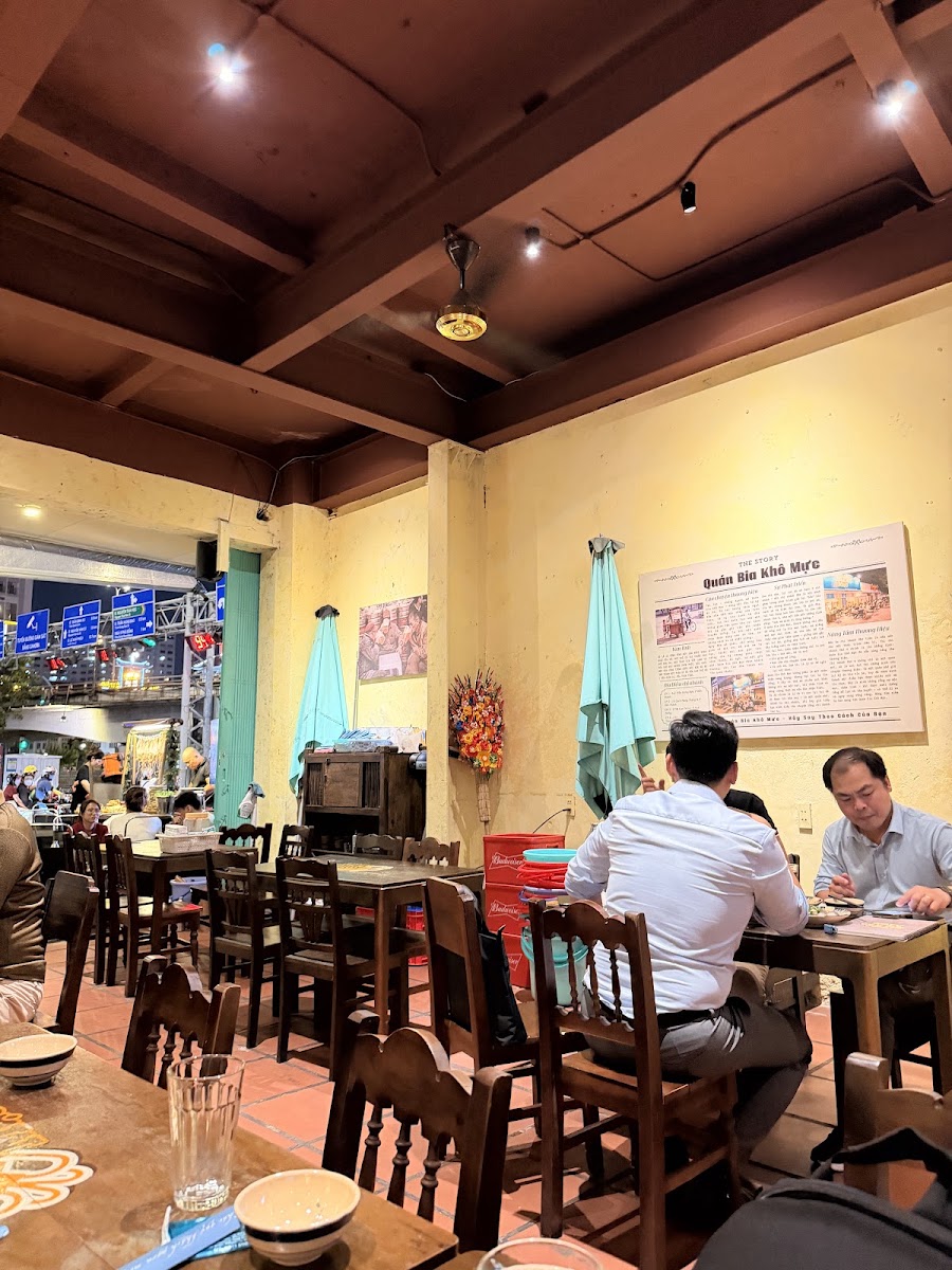 Quán Bia Khô Mực - 192 Võ Văn Kiệt, Q1 photo 7 in Thao Dien
