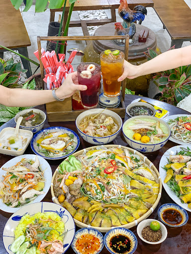 Quán Cơm Gà, Mẹt, Gỏi - Gà Ta Ngon Số 1 - Chi Nhánh 386 Lê Văn Sỹ, Phường 14, Quận.3 in Saigon