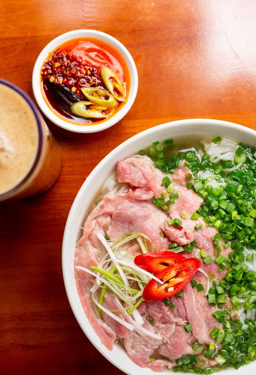 Quan Pho Con Bo Vang photo 3 in Thao Dien