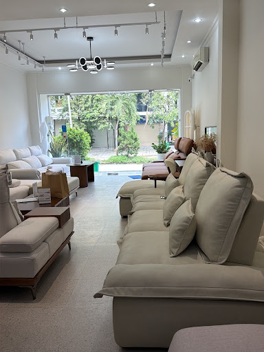 R CONCEPT Furniture store in Ho Chi Minh City - exterior