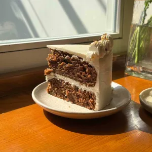 Carrot Cake (including VAT) at Rawberry