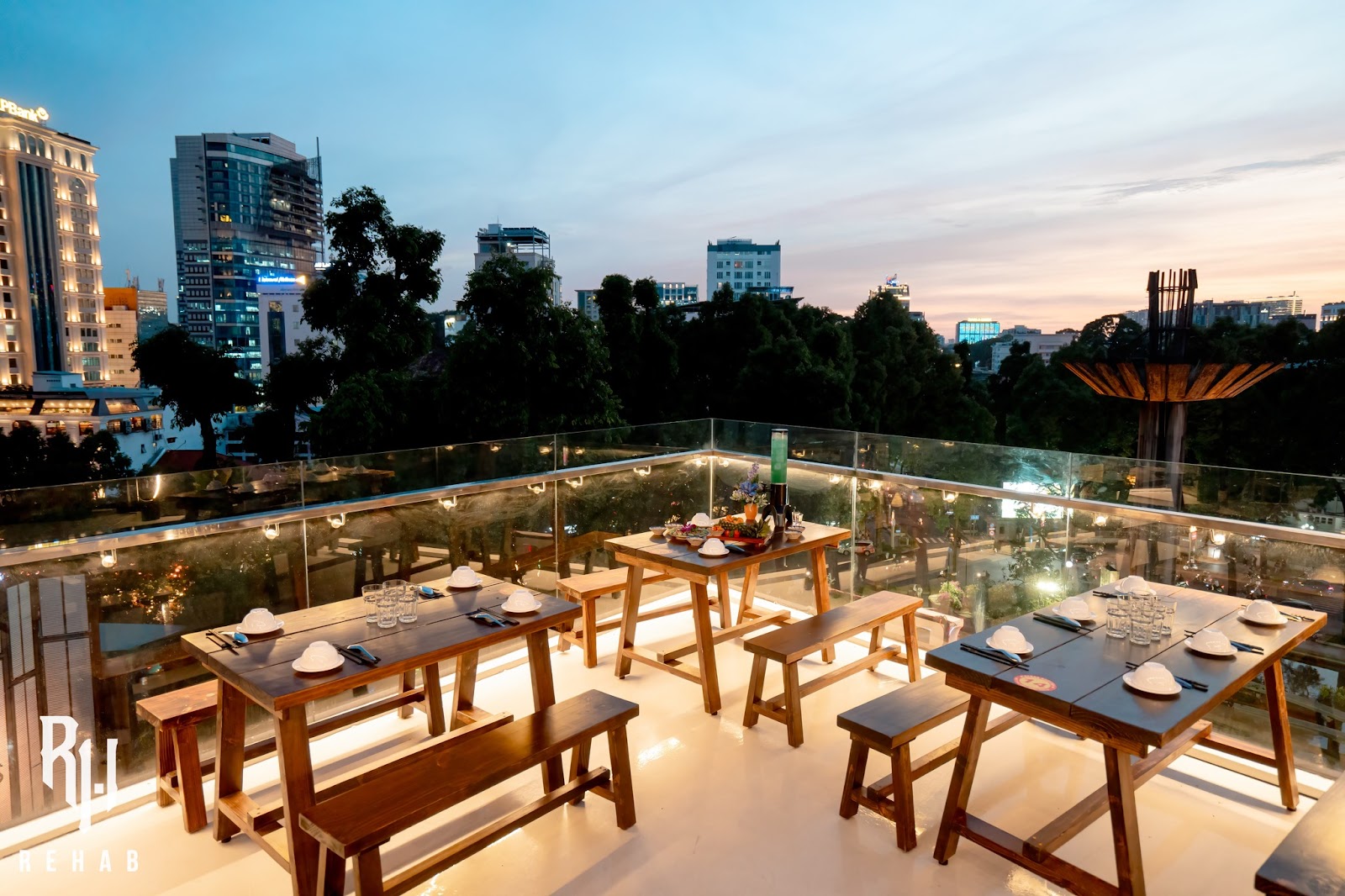 Rehab Rooftop | Rooftop Quận 3 - Restaurant in Thao Dien