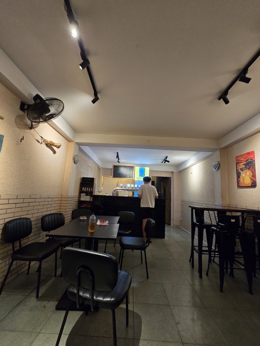 Reham Saigon Taproom - Local Craft Beer photo 3 in Thao Dien