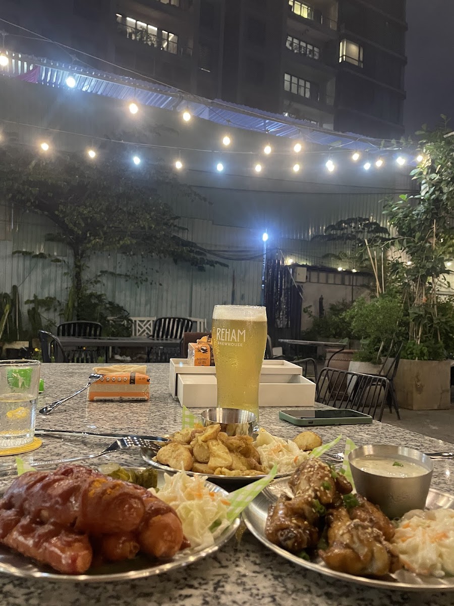 Reham Thao Dien Beer Stand - Local Craft Beer photo 4 in Thao Dien