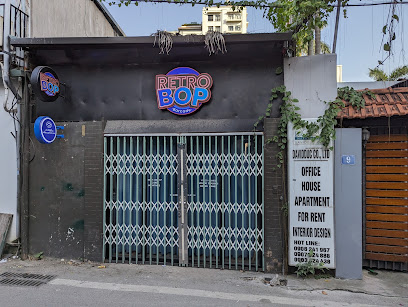 RetroBop Barcade Bar in Ha Noi - exterior