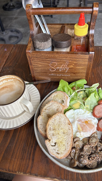 Solly Breakfast Plate