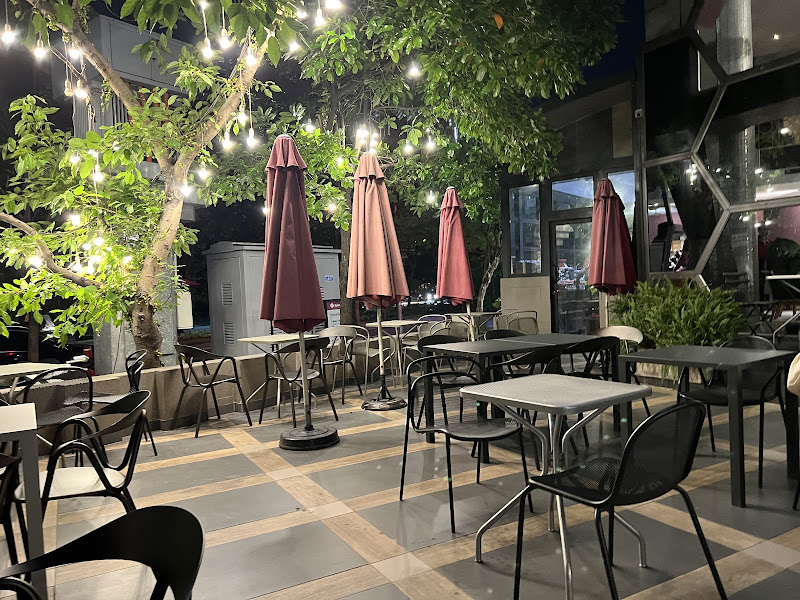 RITA Võ Cafe in Thao Dien - exterior