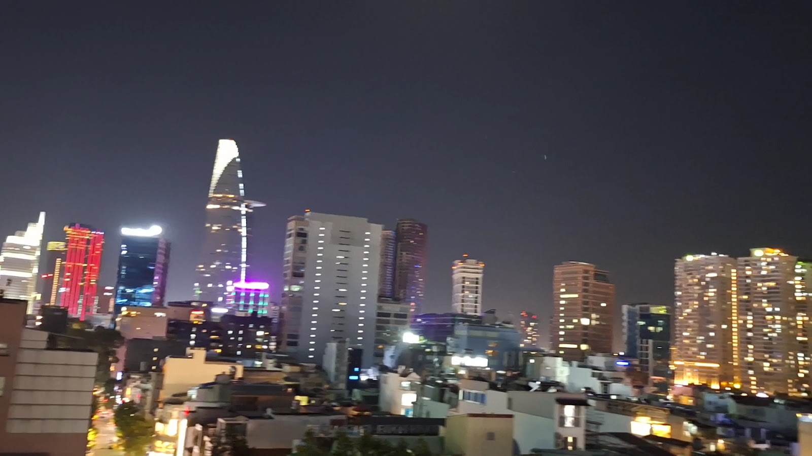 Rue 1930 Sky Bar & Lounge - Cocktail Bar in Thao Dien