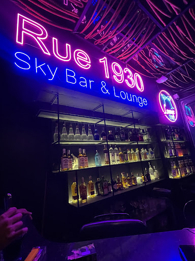 Rue 1930 Sky Bar & Lounge photo 4 in Thao Dien