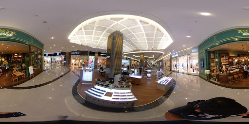 RuNam Boutiqiue - Landmark 81 photo 8 in Thao Dien