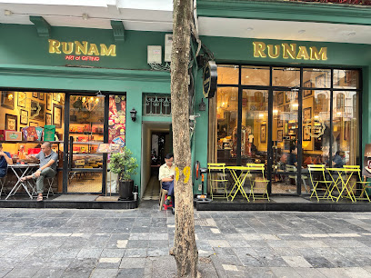RuNam Nha Tho Street Restaurant in Ha Noi - exterior