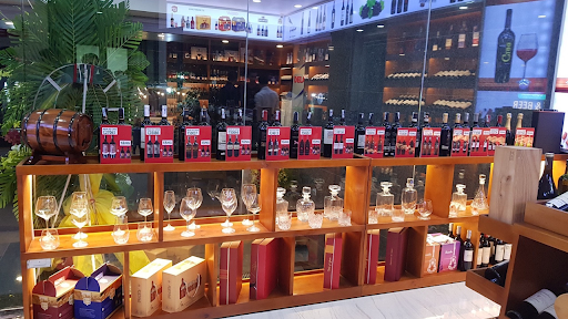 SAFOOD - Rượu Vang Ngoại - Rượu Ngoại photo 3 in Thao Dien