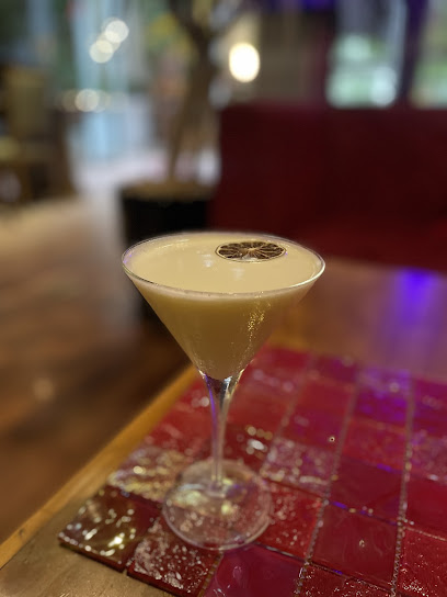 Sanctuary Art & Drinks Bar in Ha Noi - exterior