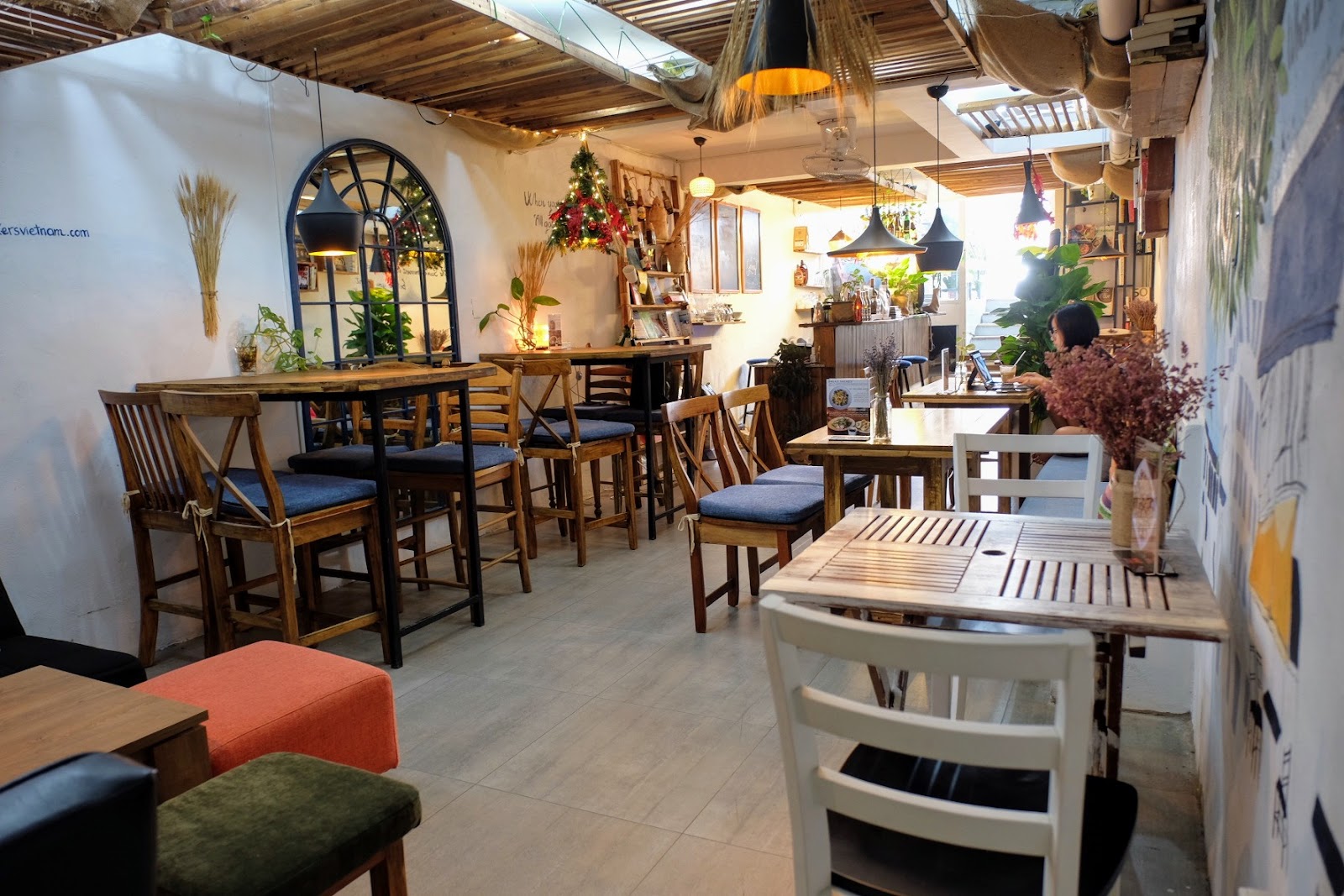 Santorino coffee & veggies photo 8 in Thao Dien