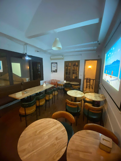 SCM x St.B The Station: Hobby & Coffee Coffee shop in Ha Noi - exterior