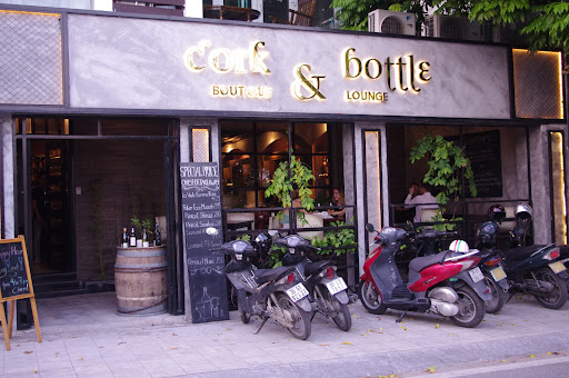 Cork & Bottle Wine Bar photo 3 in Ha Noi