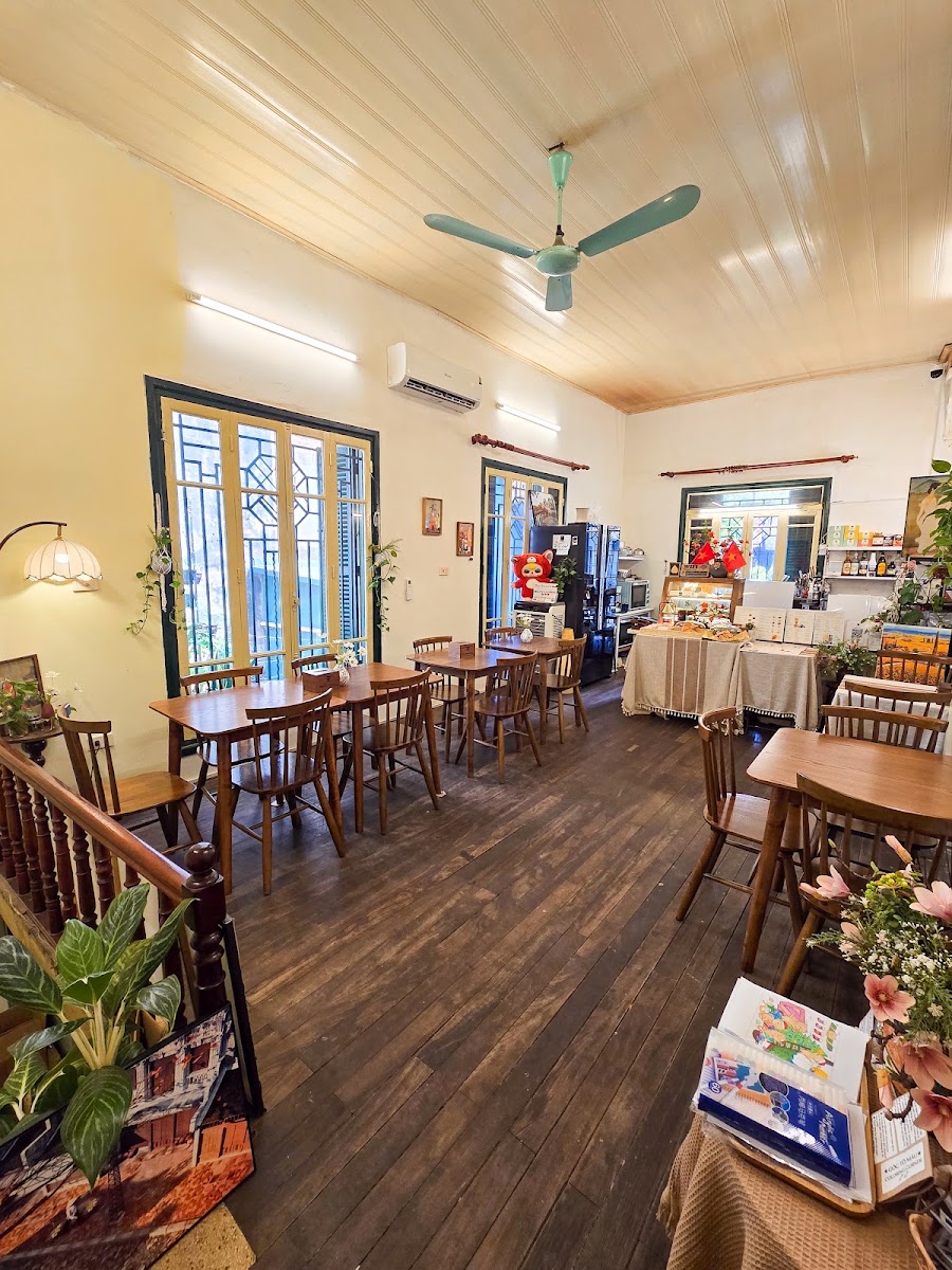 Dacia Tea And Bakery photo 7 in Ha Noi