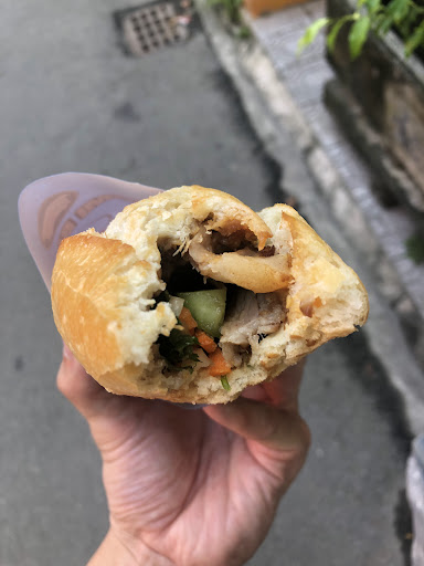 Bánh Mì Bami Bread - 330 Lạc Long Quân photo 7 in Ha Noi