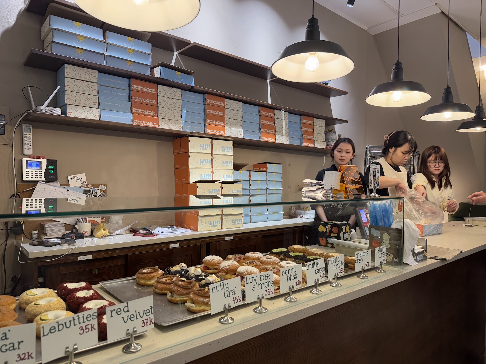 LÌM LỊM DOUGHHAUS photo 6 in Ha Noi